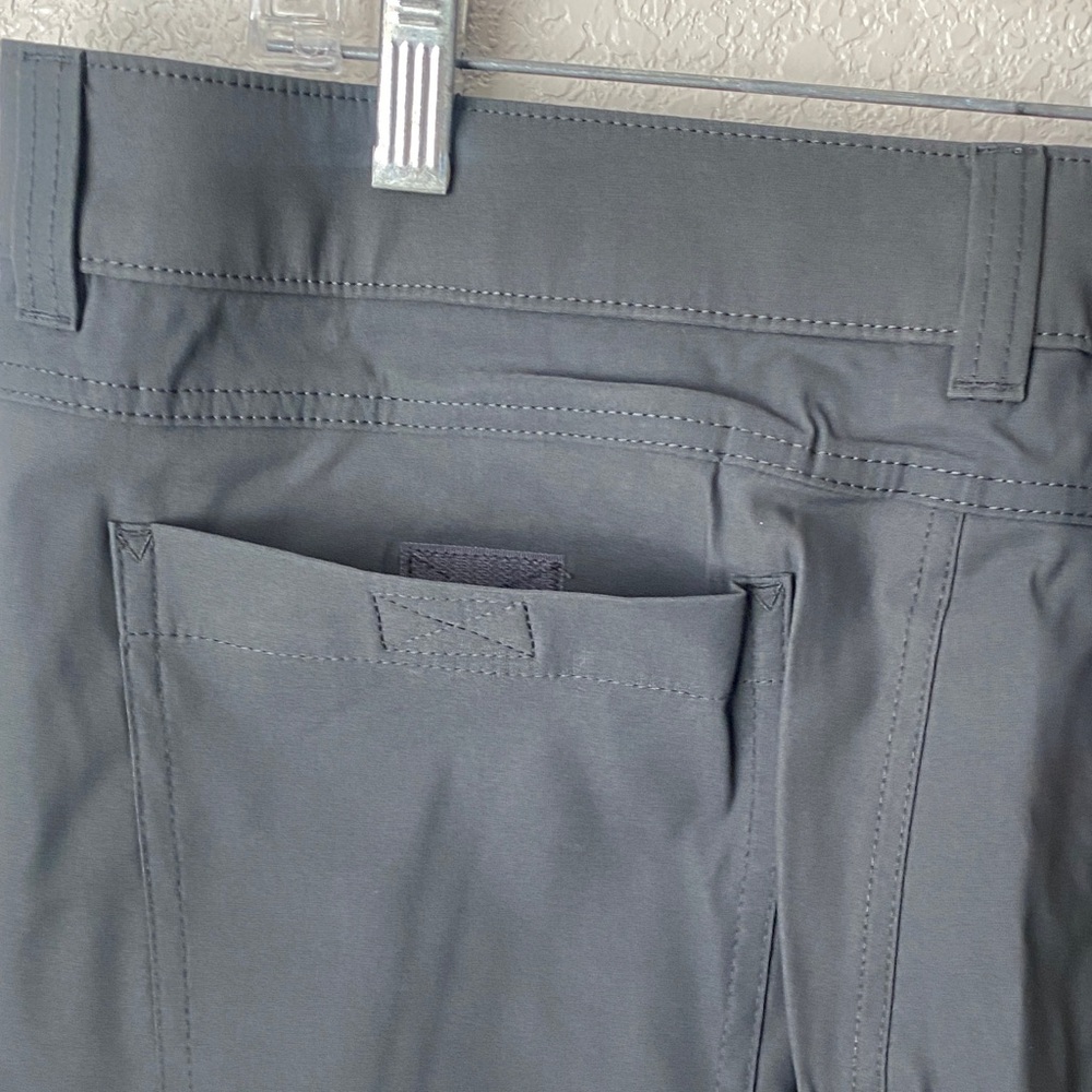 EDDIE BAUER Mens Rainier Tech Short BLACK 34 Stretch Nylon 10" Inseam Zip Pocket - Picture 11 of 11